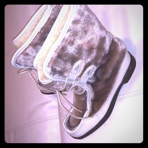 Snowland vintage boots
